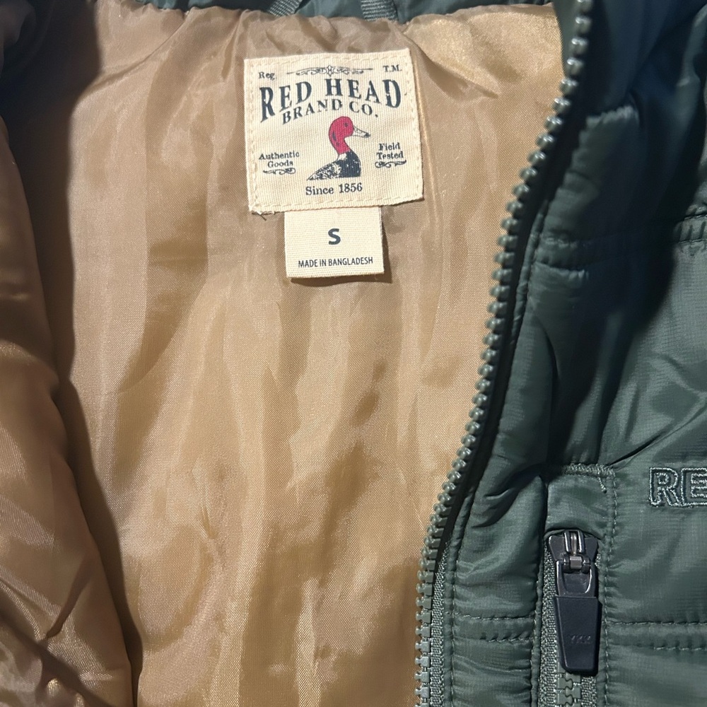 Redhead Brand Co Men's Green Puffer Vest - Picture 2 of 8